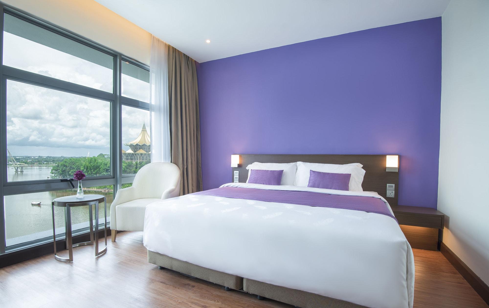 Astana Wing - Riverside Majestic Hotel Kuching Esterno foto