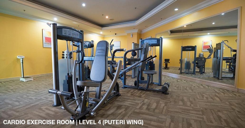Astana Wing - Riverside Majestic Hotel Kuching Esterno foto